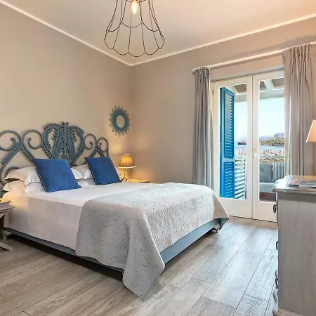 Les Sables Noirs & Multiproprieta Apartmán Vulcano (Isola)